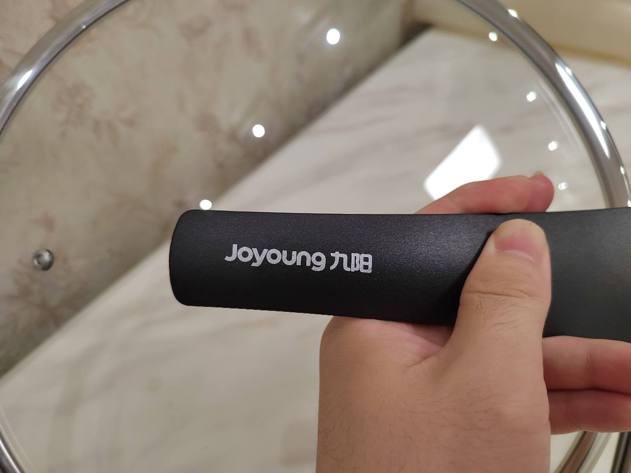 九阳晶钻耐磨不粘锅有涂层吗,九阳第二代晶钻耐磨不粘炒锅