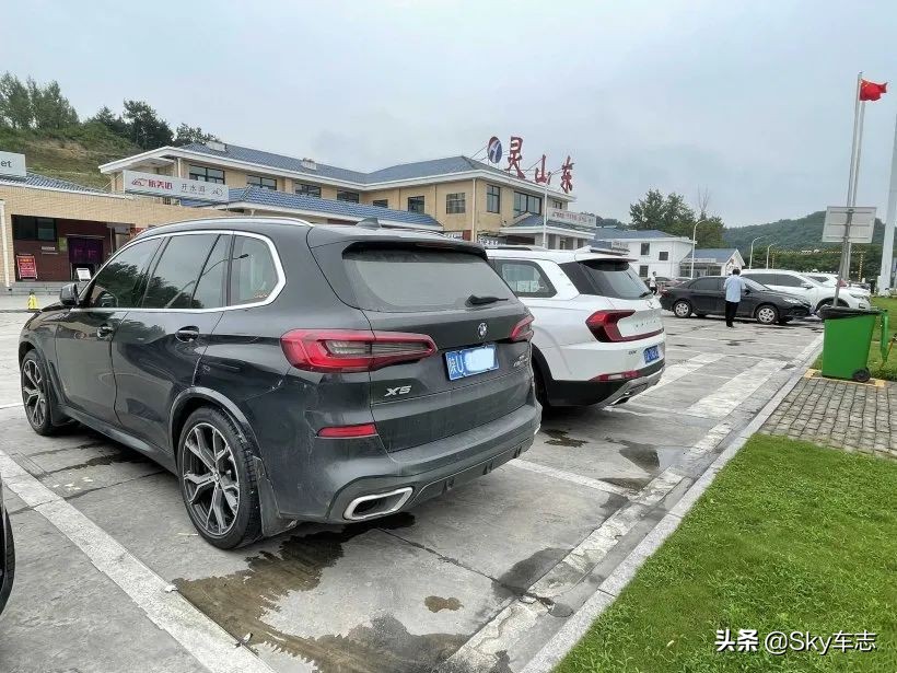 7天3000公里,宝马x57000公里发现烧机油