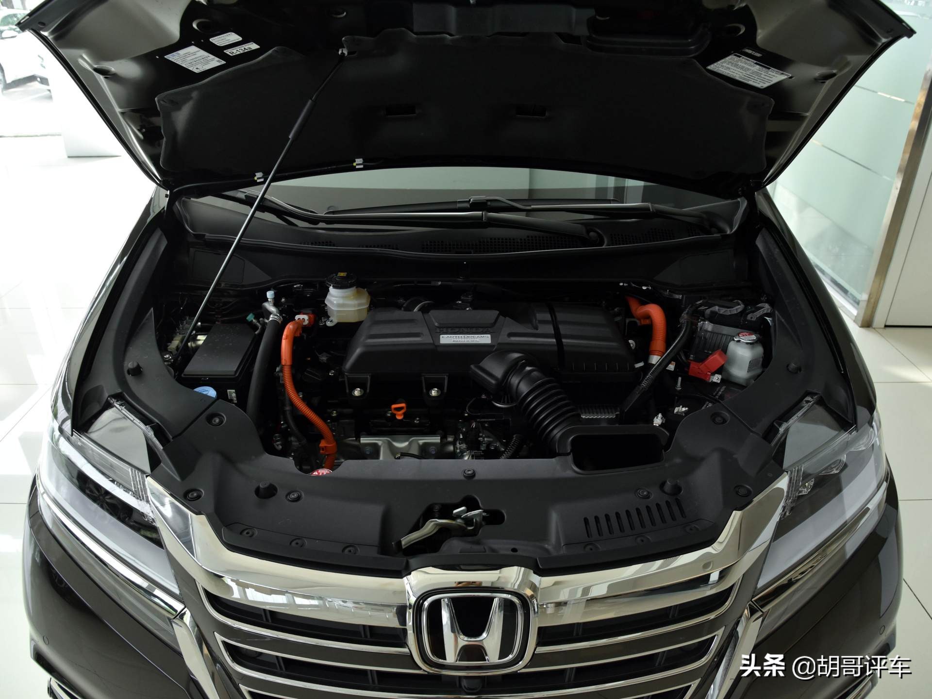 2012款艾力绅2.4真实油耗,内饰动力好点的车