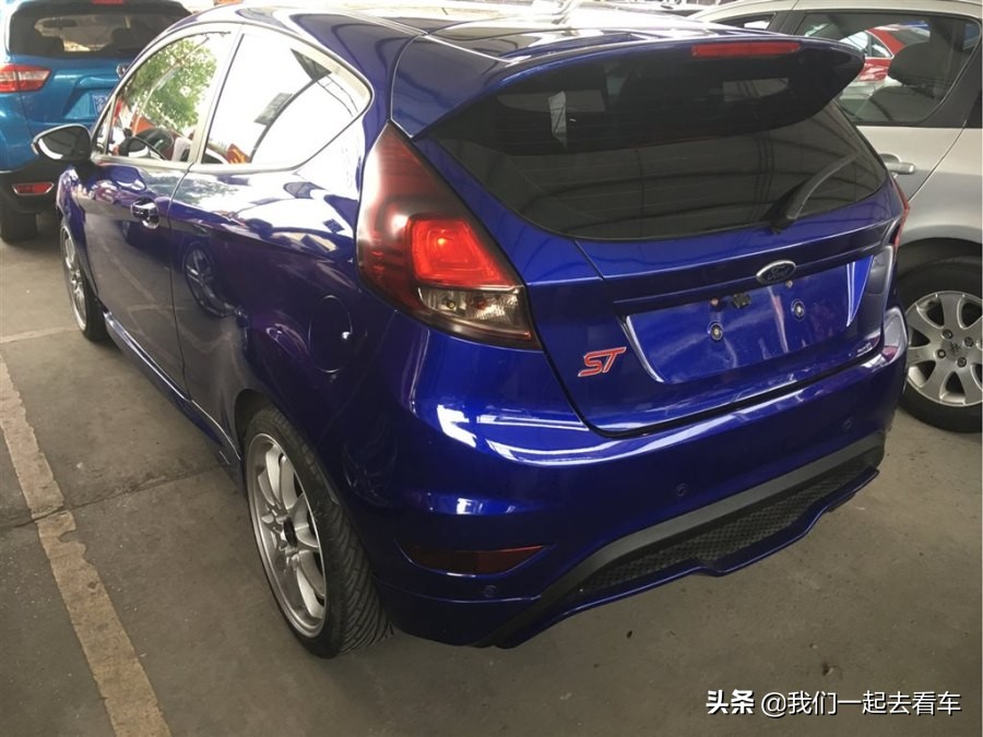 13款嘉年华两厢1.5自动二手车,2012嘉年华自动运动型二手车价格