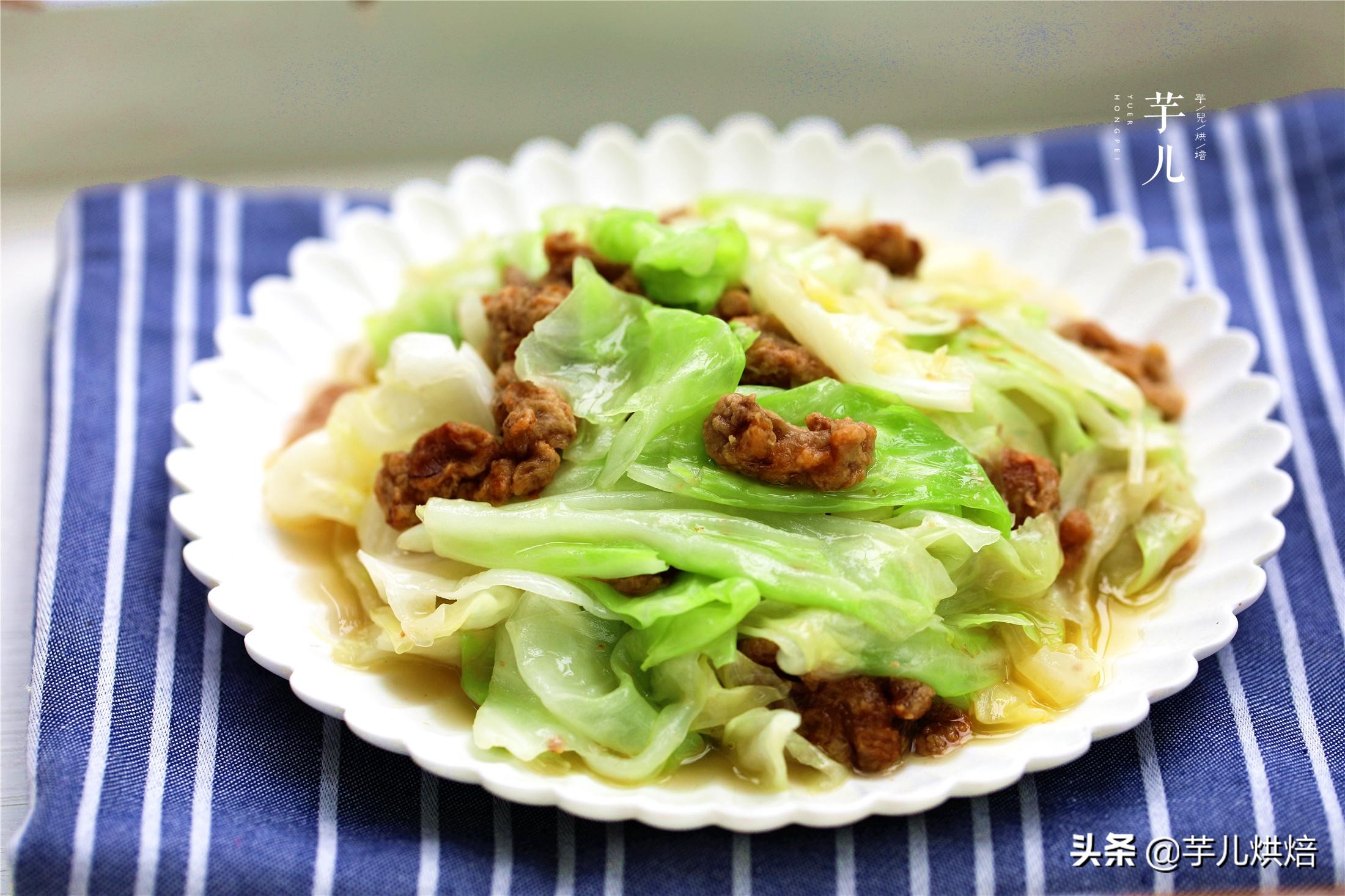 油渣倒掉还是炒菜好吃,油渣也别扔