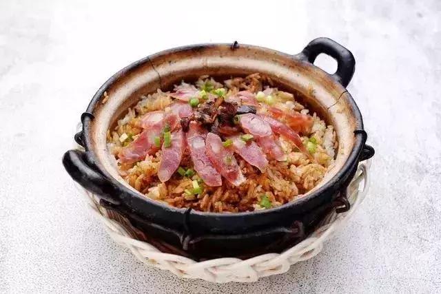 煲仔饭10大经典做法视频,好吃的煲仔饭做法来了你学会了吗