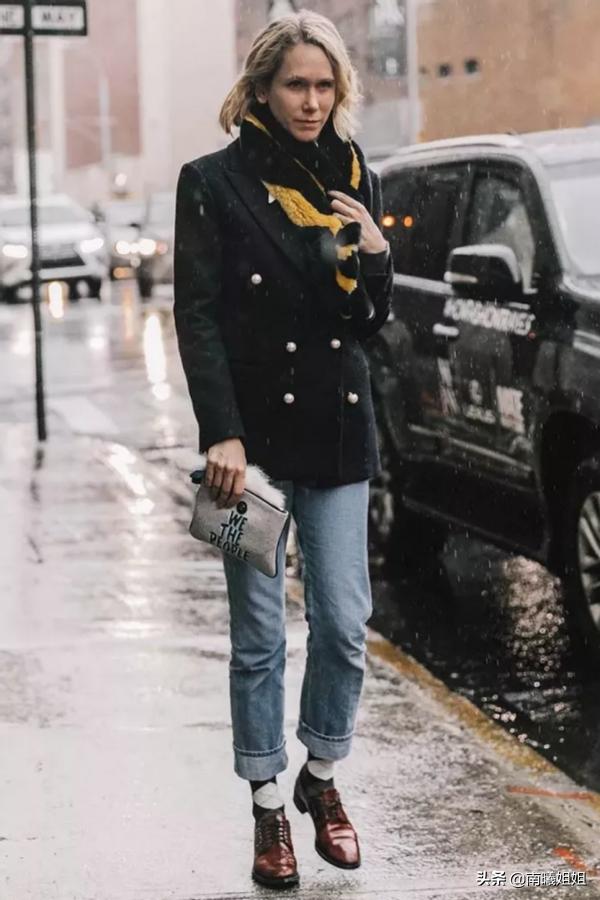 缩口裤怎么搭配高级,宽松裤怎么搭配才好看