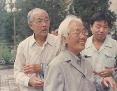 左权女儿彭总养女,以优异成绩考入哈军工,政审没通过,陈赓怒了