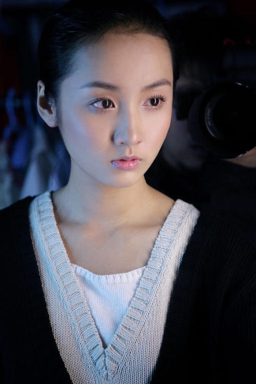 属兔的一线女明星,这四位女明星谁年轻时更漂亮