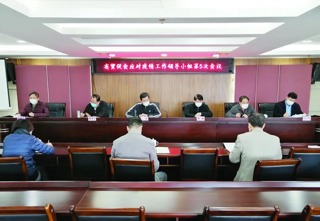 大山里近千吨的世界级海鲜菇“愁嫁”省派南平支援队顺昌小队变身“微商”铺就“畅销路”