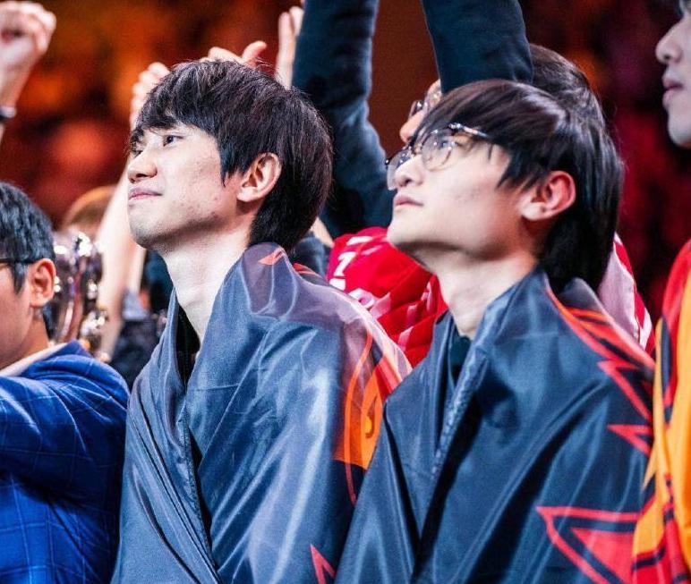 小天身受重伤,小天才手受伤