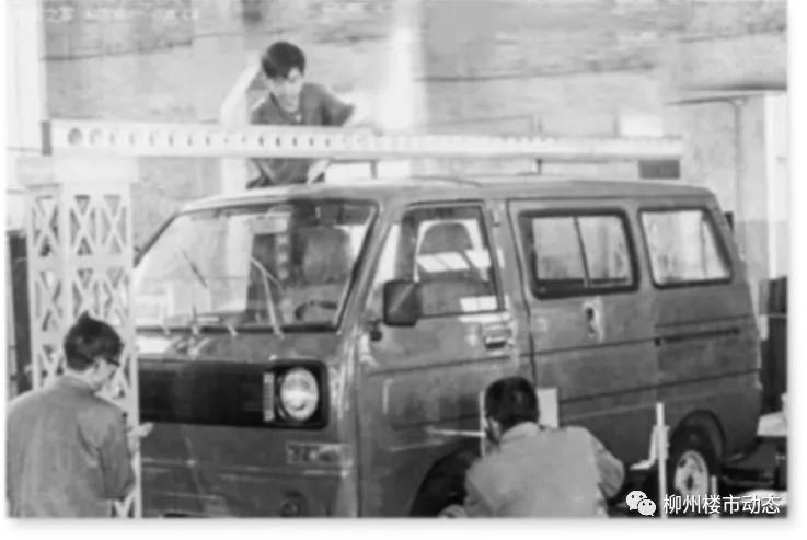 五菱螺蛳粉地摊小车,五菱宏光螺蛳粉地摊车