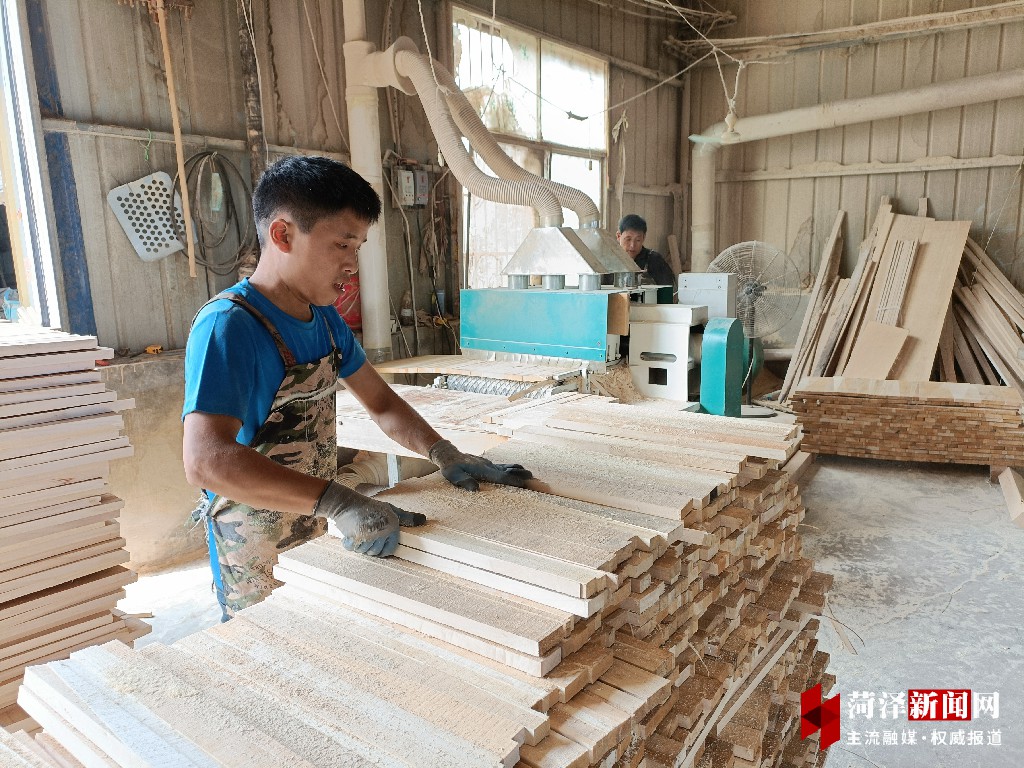 牡丹区大黄集镇周集村：小刷子“刷”出致富路