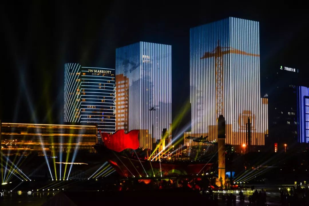 市民中心还有深圳灯光秀吗,深圳市民中心灯光秀2024时间表