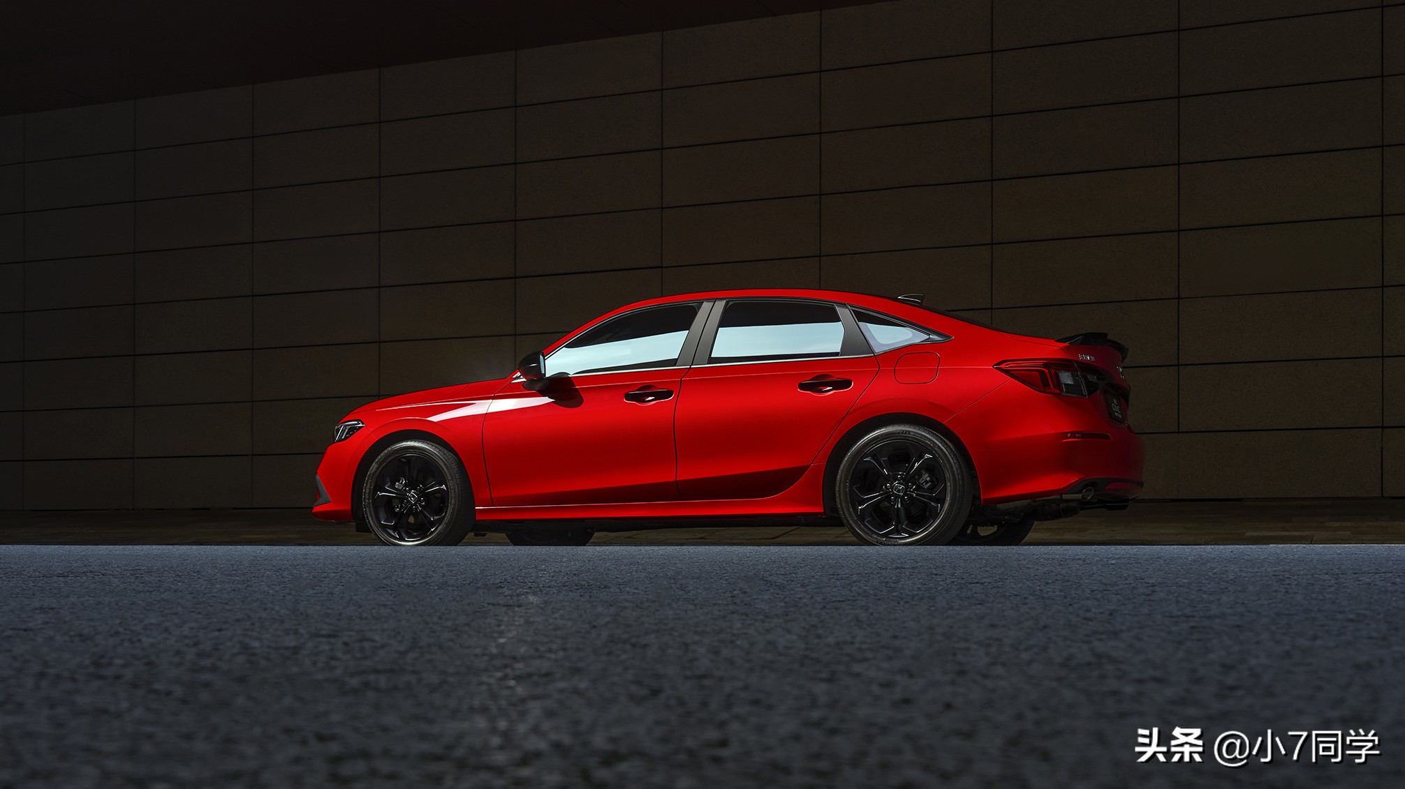 2019款本田思域终于现身颜值更高,本田全新第十一代思域价格