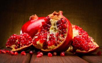 石榴籽有什么营养价值需要吃掉吗,石榴的营养价值和药用价值是什么