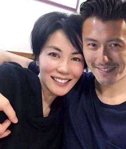 明玉海兰察怎么在一起,明玉我们约会吧