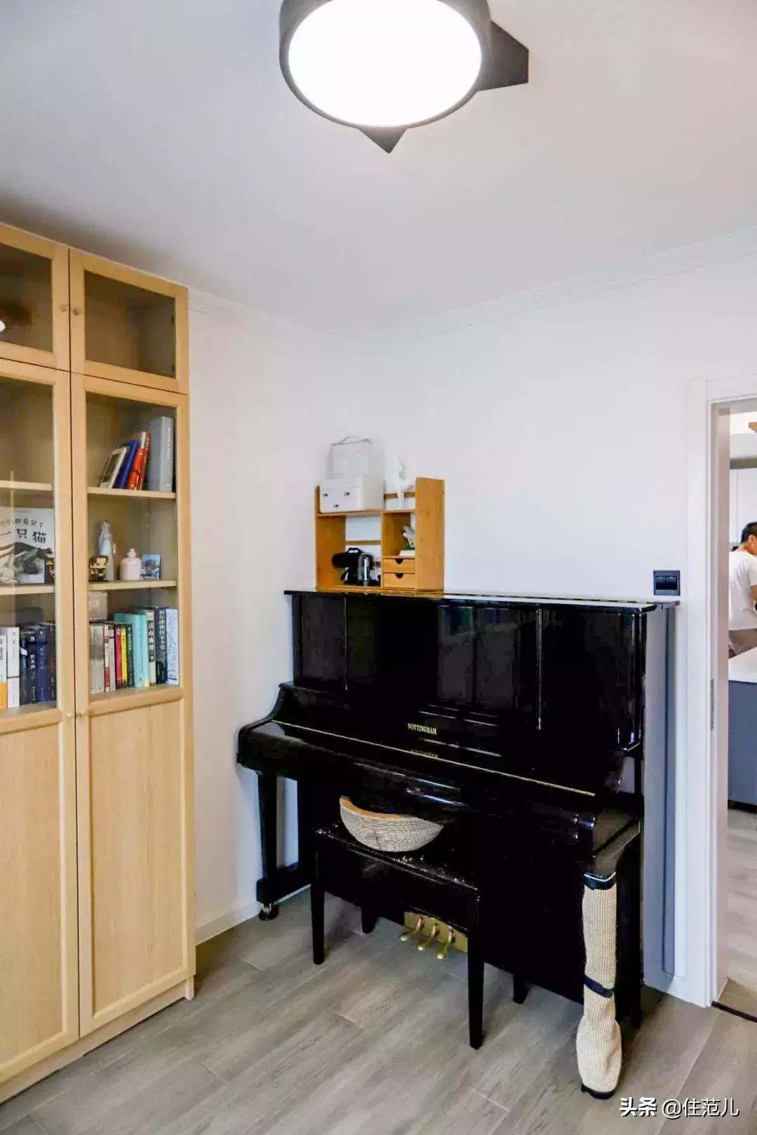 50㎡小户型,烘焙爱好、钢琴、书柜都放得下,住得比大户型还舒服