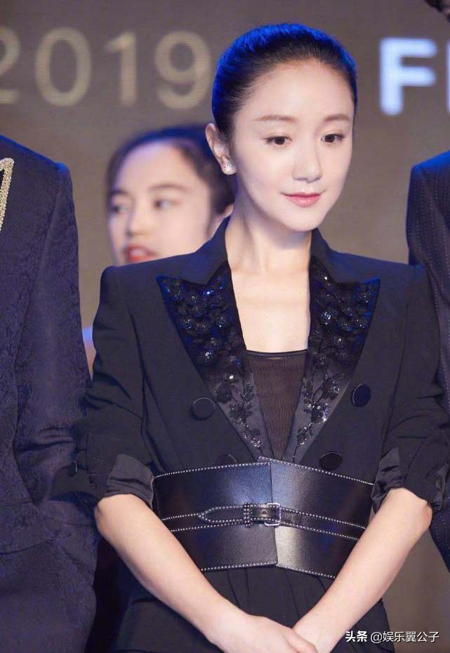 李倩点痣分析,李倩嘴角的痣是好痣还是坏痣