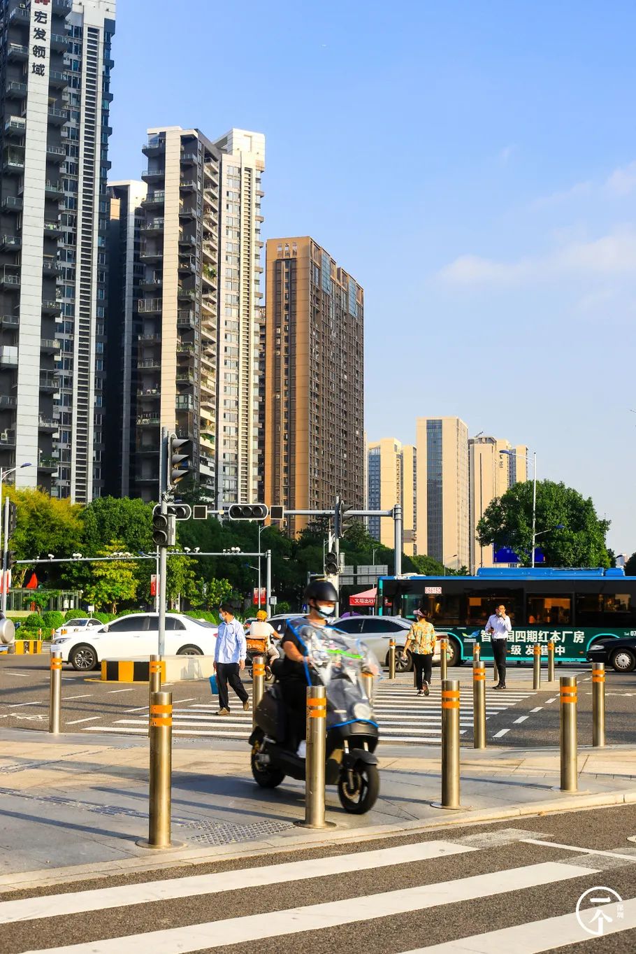 2000万在深圳能买到别墅吗,2000能在深圳租到怎样的房子