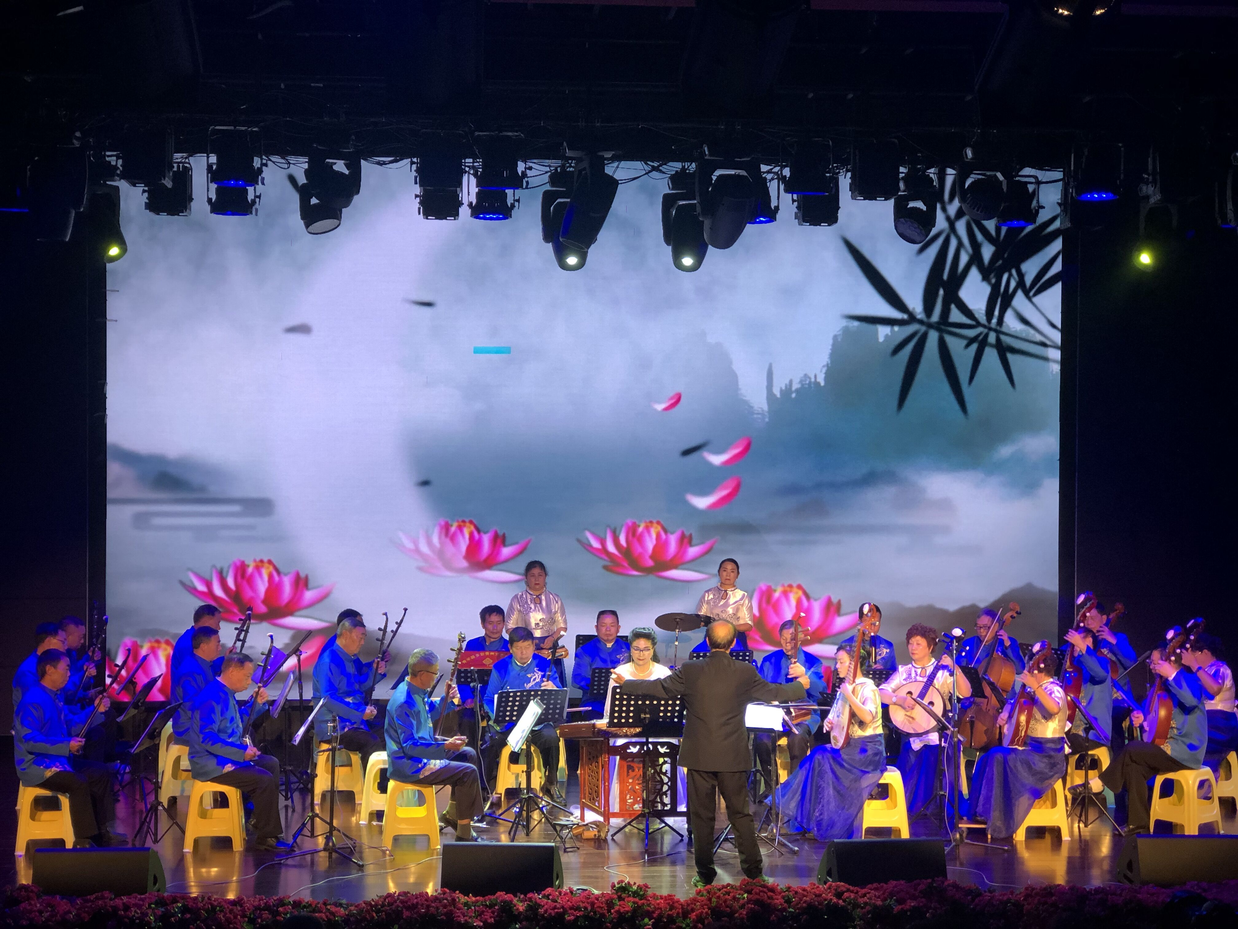 2020搴嗗浗搴嗚繋涓鍚勫湴鑺傜洰娲诲姩,搴嗙涓涓规椋橀