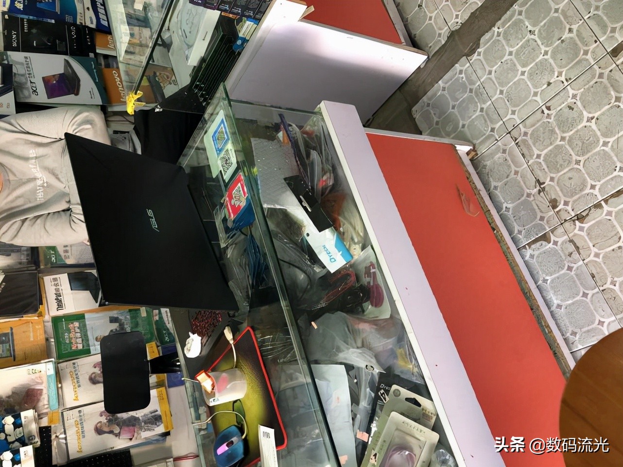 电脑开机密码怎么设置记住密码,如何解开电脑开机密码不被发现