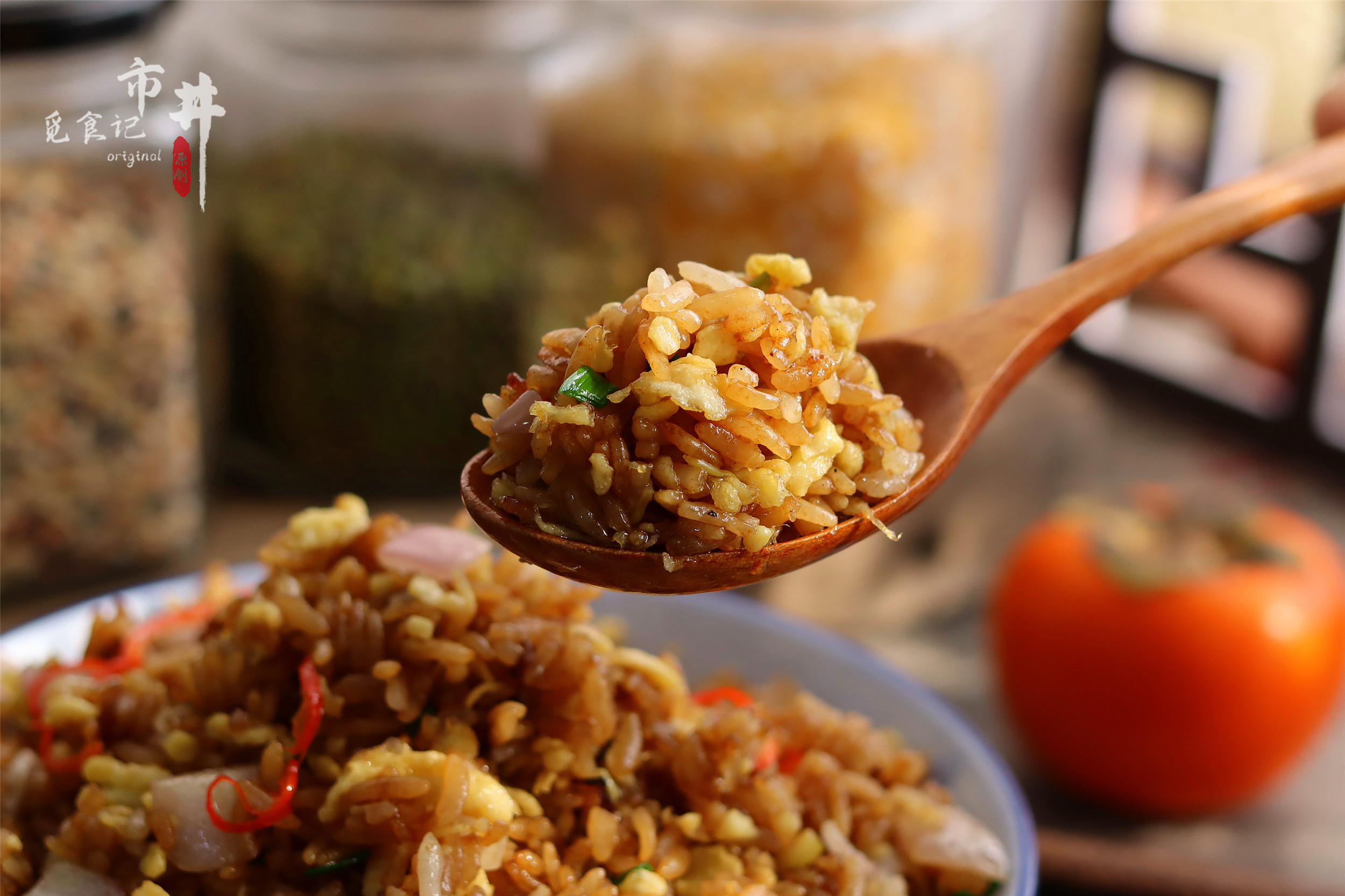 蛋炒饭怎么把老蛋炒焦脆,蛋炒饭每粒饭裹上3到4个蛋花