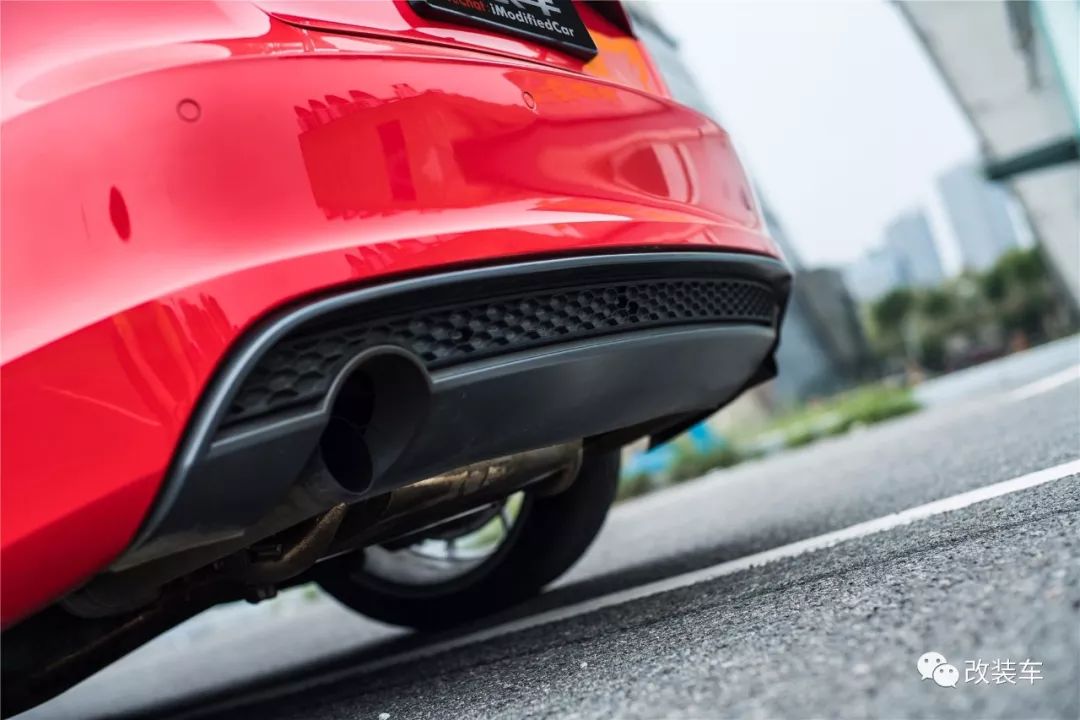 奥迪a3升级17款前杠,奥迪a335tfsi改装