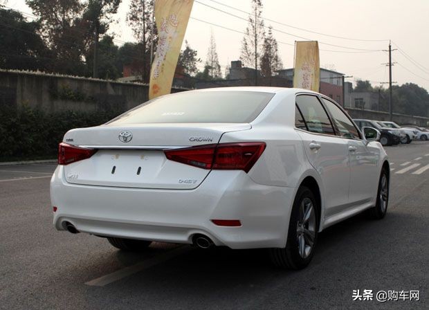 丰田皇冠百万豪车,400多万丰田皇冠豪车