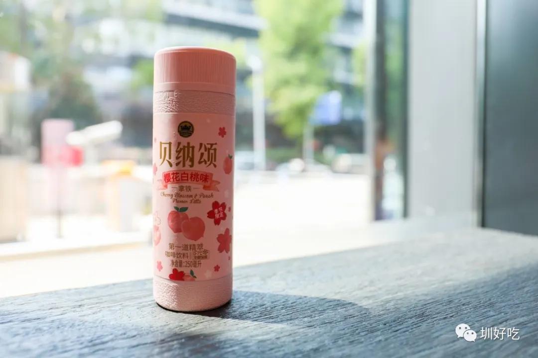 奈雪和星巴克拿铁测评,瑞幸咖啡最推荐的拿铁