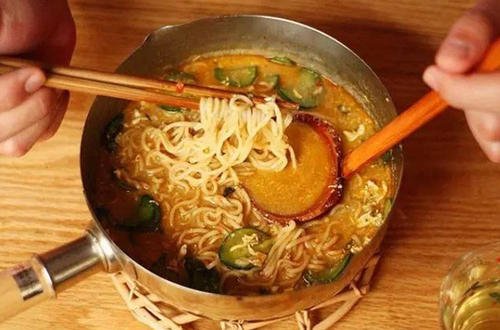 十大不值得买的网红锅,舌尖上的中国火起来的锅