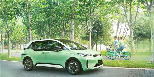 滴滴定制网约车平台,滴滴网约车价格表