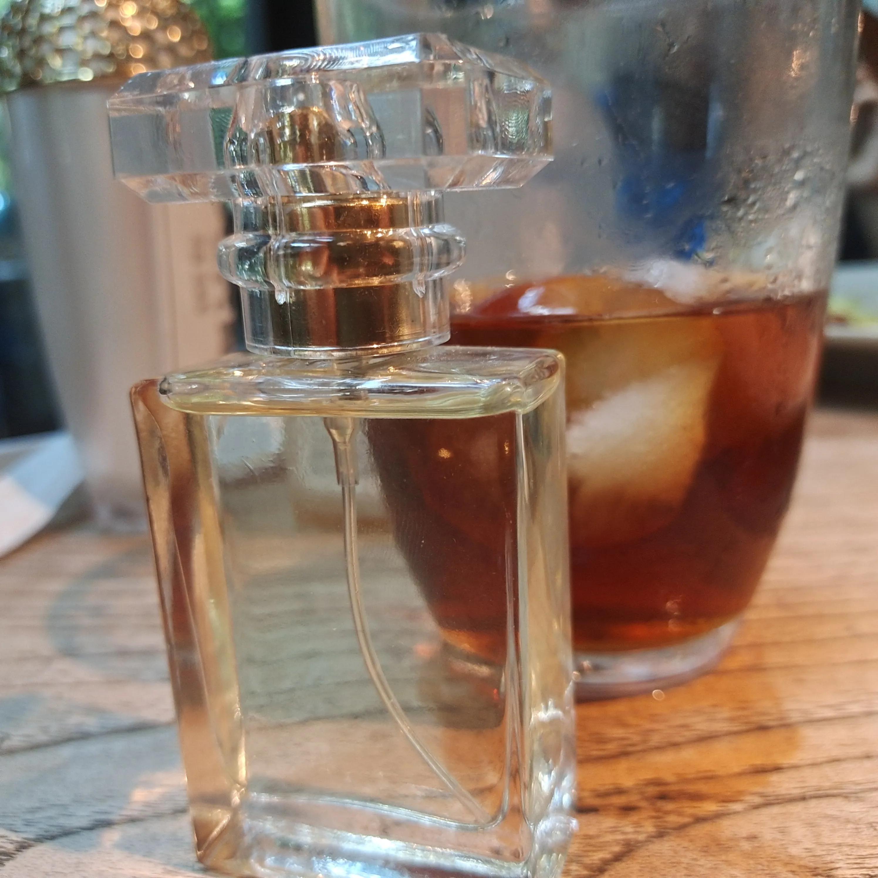 法国香水的制造起源于,法国香水是怎么由来的