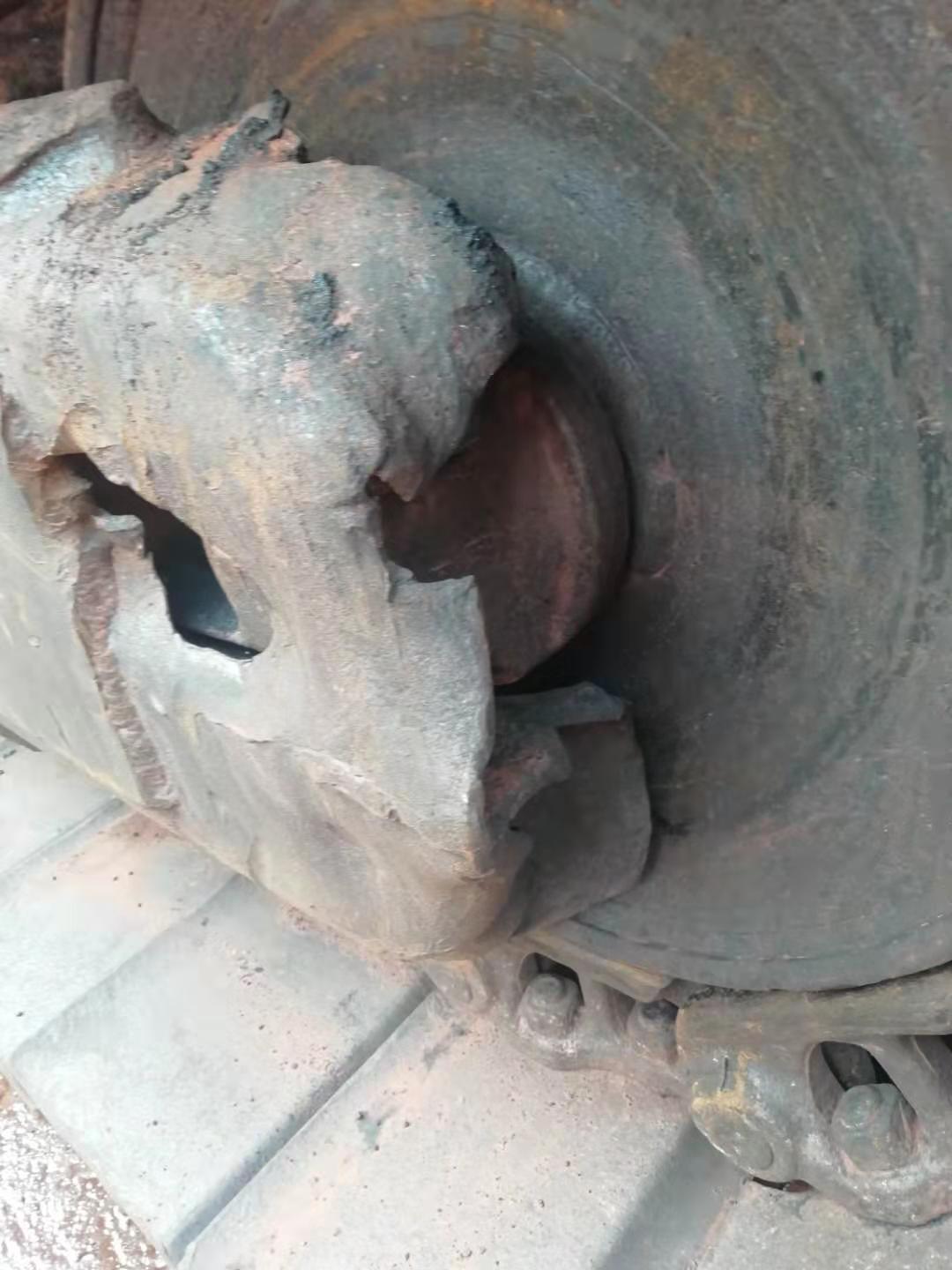 湖北小松挖掘机多少钱,小松300挖掘机参数