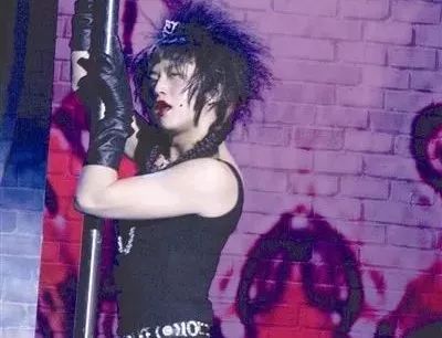 被拧散的麻花，还开心吗？