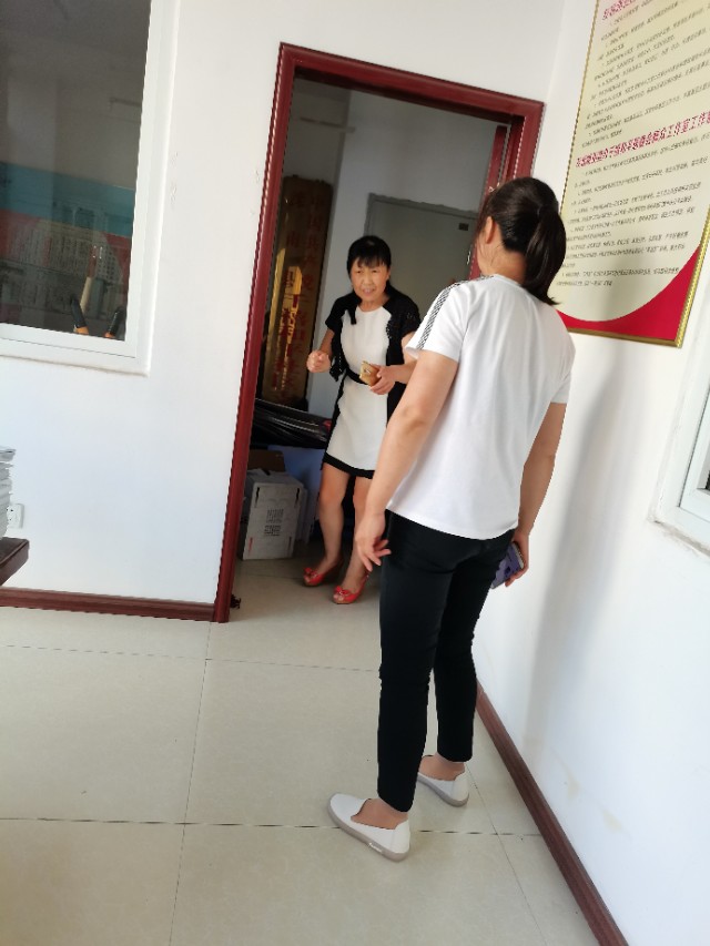 居委会的工作是不是很繁忙,街道居委会可以推荐的工作吗