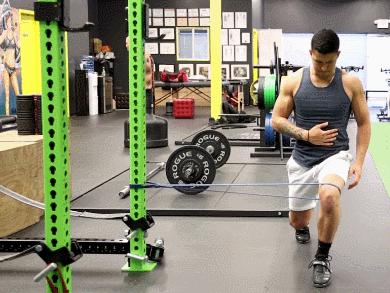 深蹲时膝盖疼还能继续深蹲么,深蹲很痛