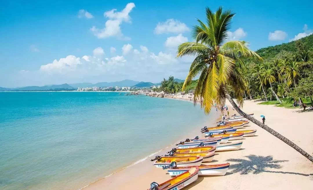 海南最适合居住不潮湿的地方,想在海南住一个月