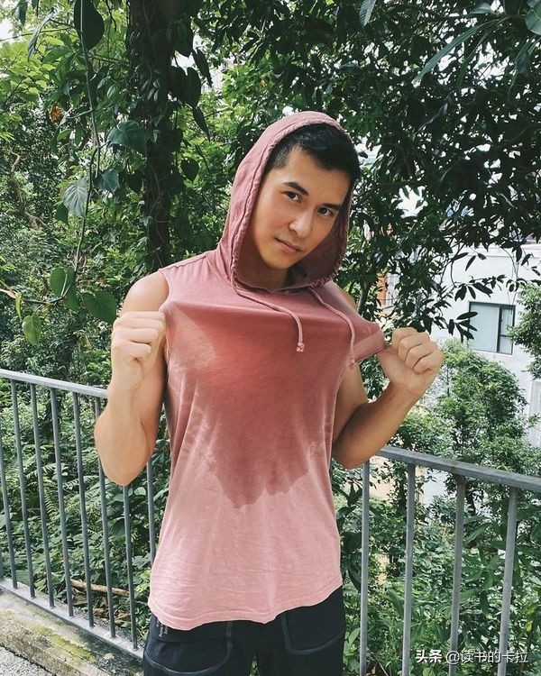 陈家乐是英皇旗下的艺人吗,英皇陈家乐