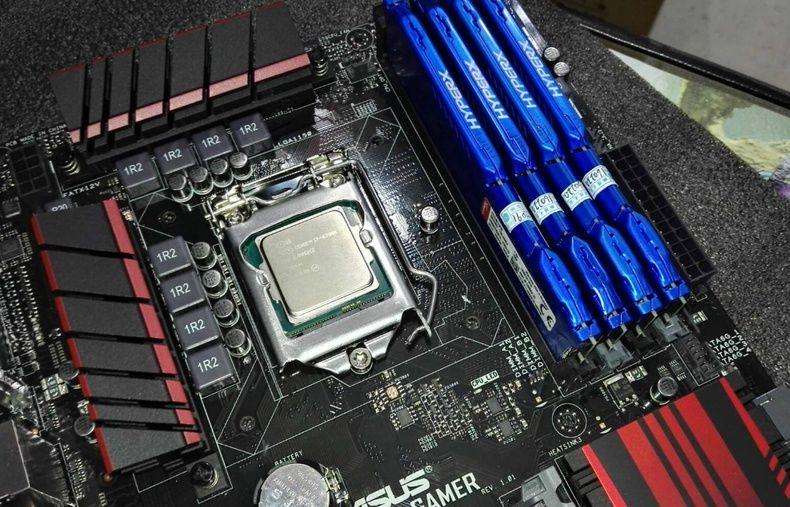 电脑开机出现英文和数字倒计时,电脑出现英文和数字要怎么处理