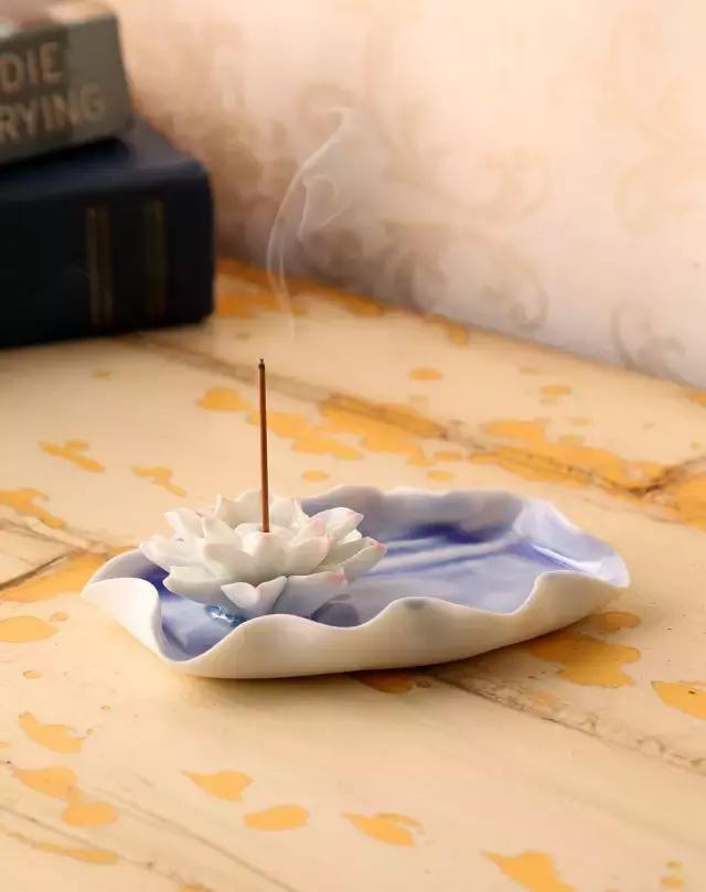 品茶要怎么欣赏茶香气浓郁,人生喝茶的讲究