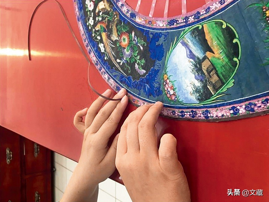 *物文**修复：巧夺天工的外销折扇保护与收藏