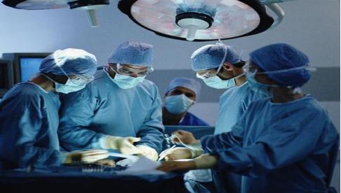 胆总管下段小结石应该怎么处理,胆总管结石必须切除胆囊吗