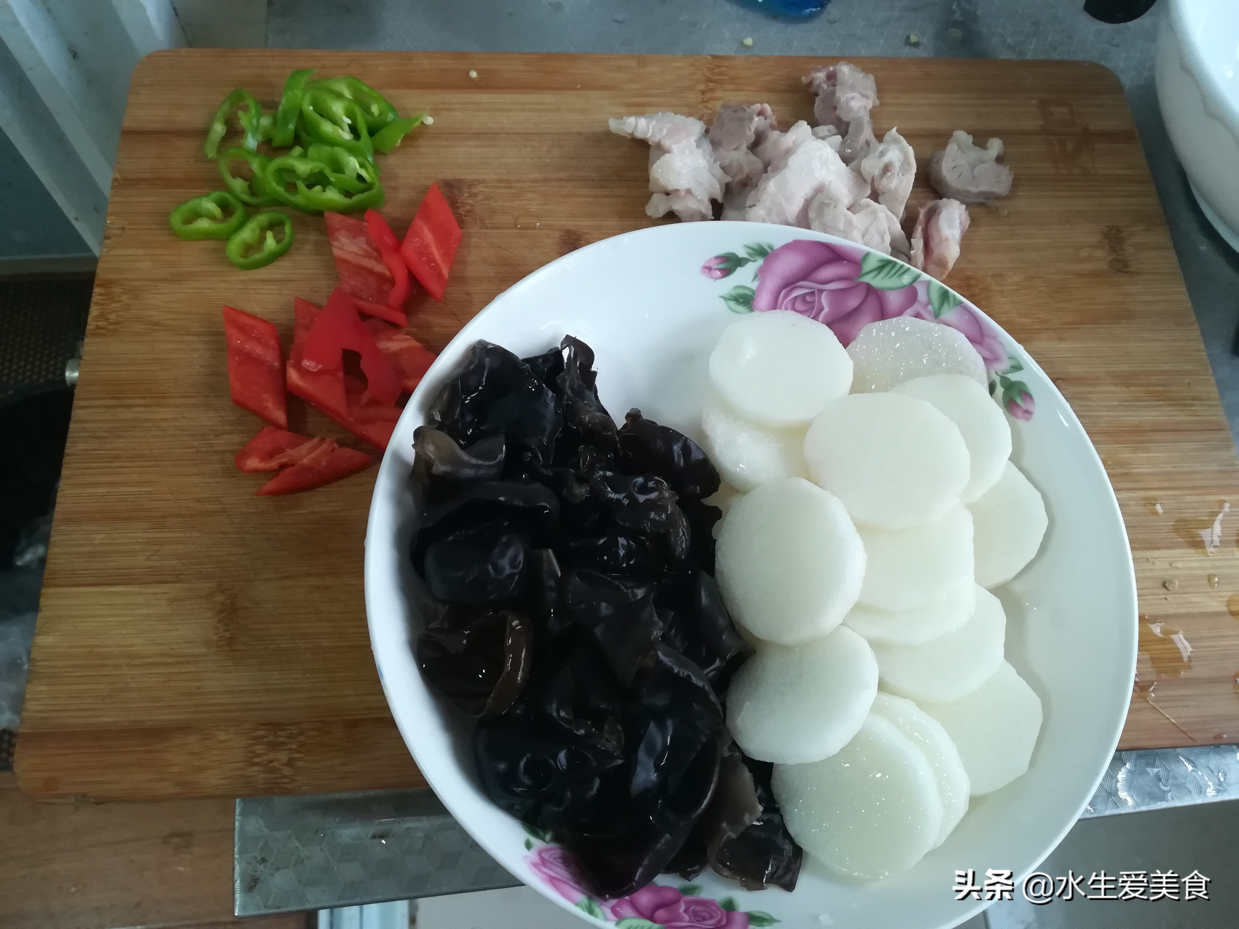 山药氧化变黑用什么方法使它不黑,切出来的山药怎么样让它不会变黑