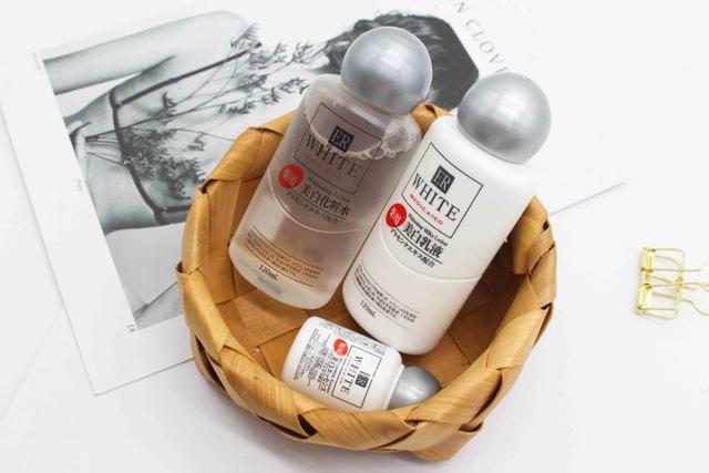 你见过不到30块的美白精华和水乳吗？这里就有，完全不存在肉疼