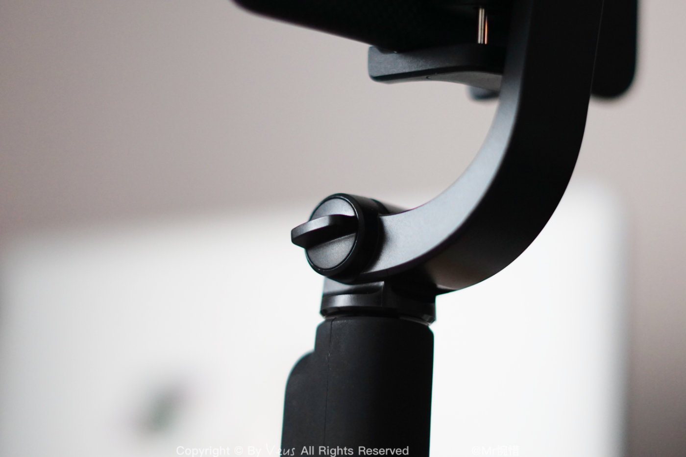 有没有两百块钱以下的云台,支持米家的云台