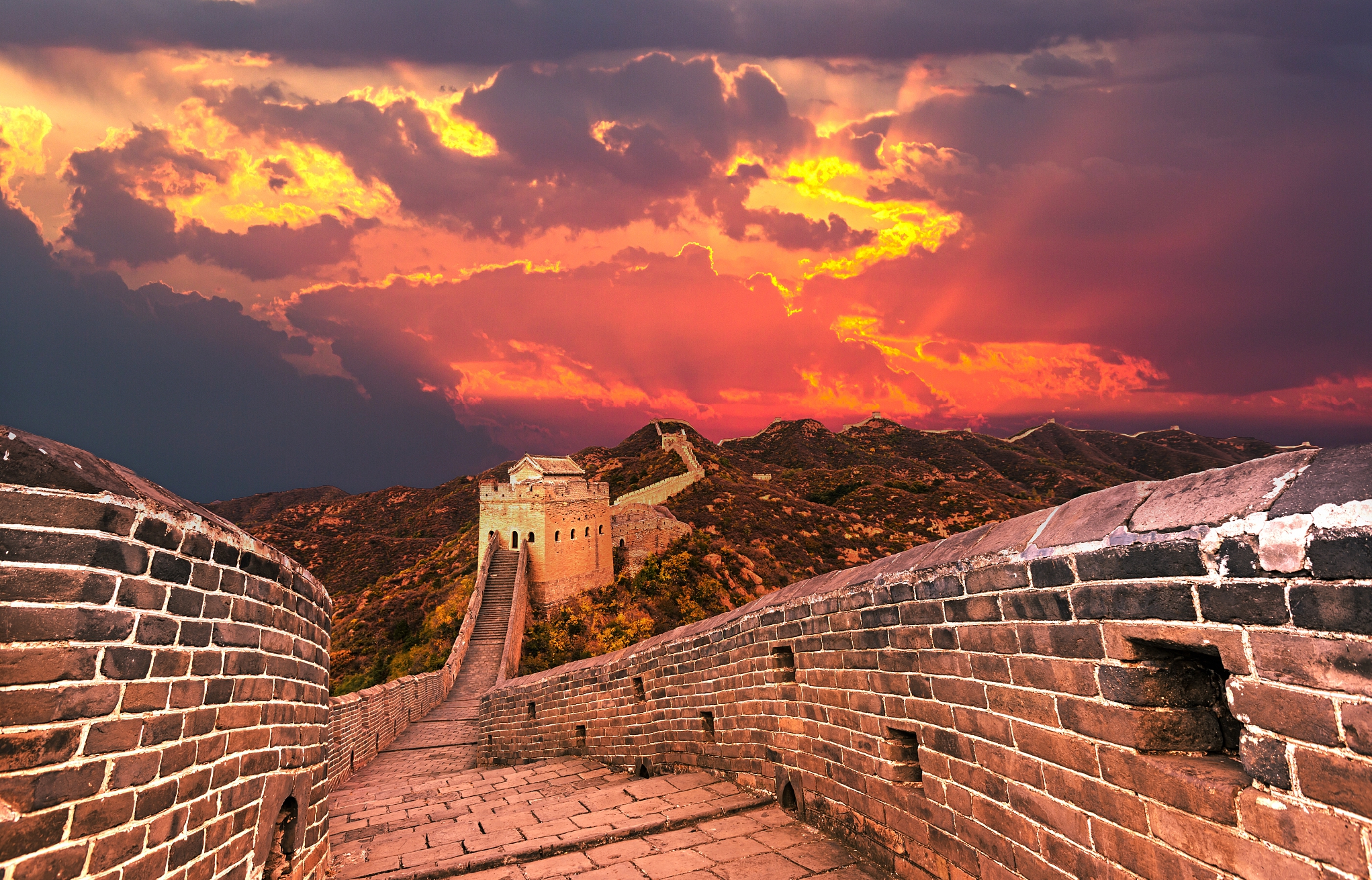 天下第一律《黄鹤楼》,在当代诗评人眼里诗病颇多