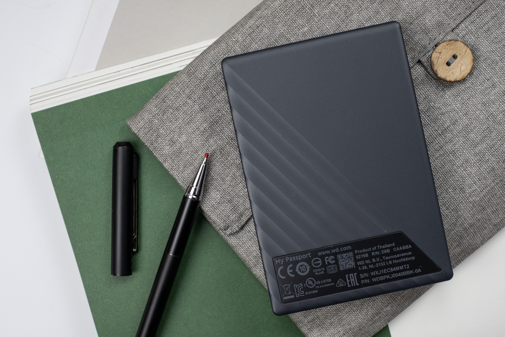 西数移动硬盘讲解,西数移动硬盘新款和老款怎么区分