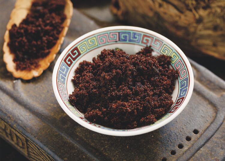 养生养颜又美味，正宗黑糖这样挑