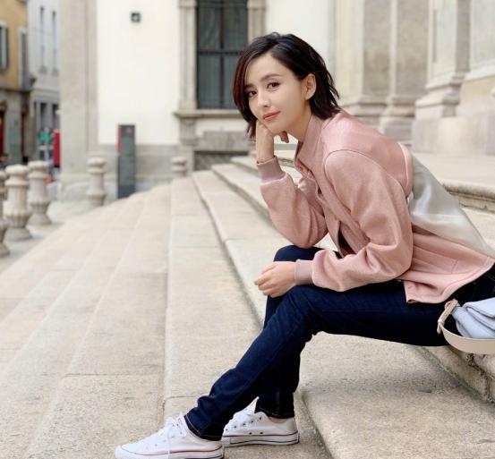 佟丽娅同款短发型的图片,佟丽娅短发半丸子头造型曝光