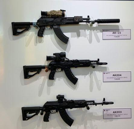 印度ak203,印度十年磨一枪