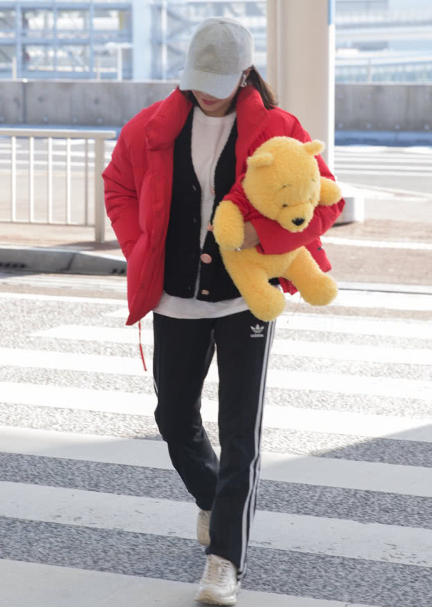 郑恩地亲切获粉丝好评,郑恩地ins近期更新照片