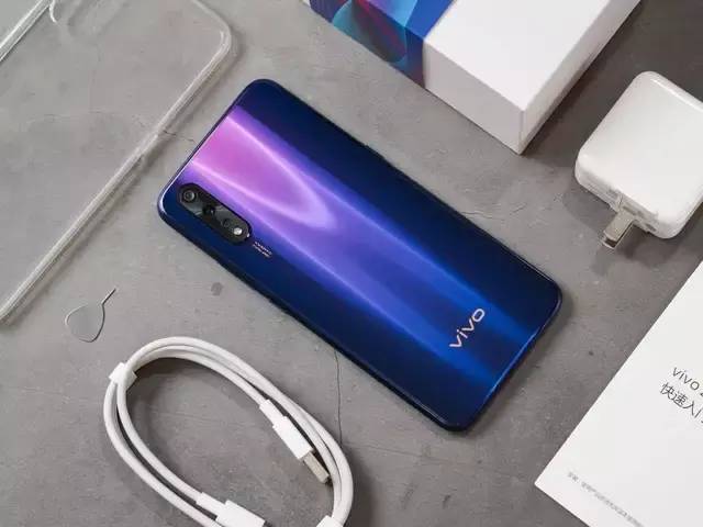 vivoz5手机支持无线充电吗,vivoz5可以用其他充电器充电吗