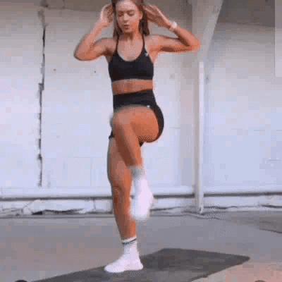 练好马甲线是不是腹肌会更加明显,练马甲线把横向腹肌练出来了咋办